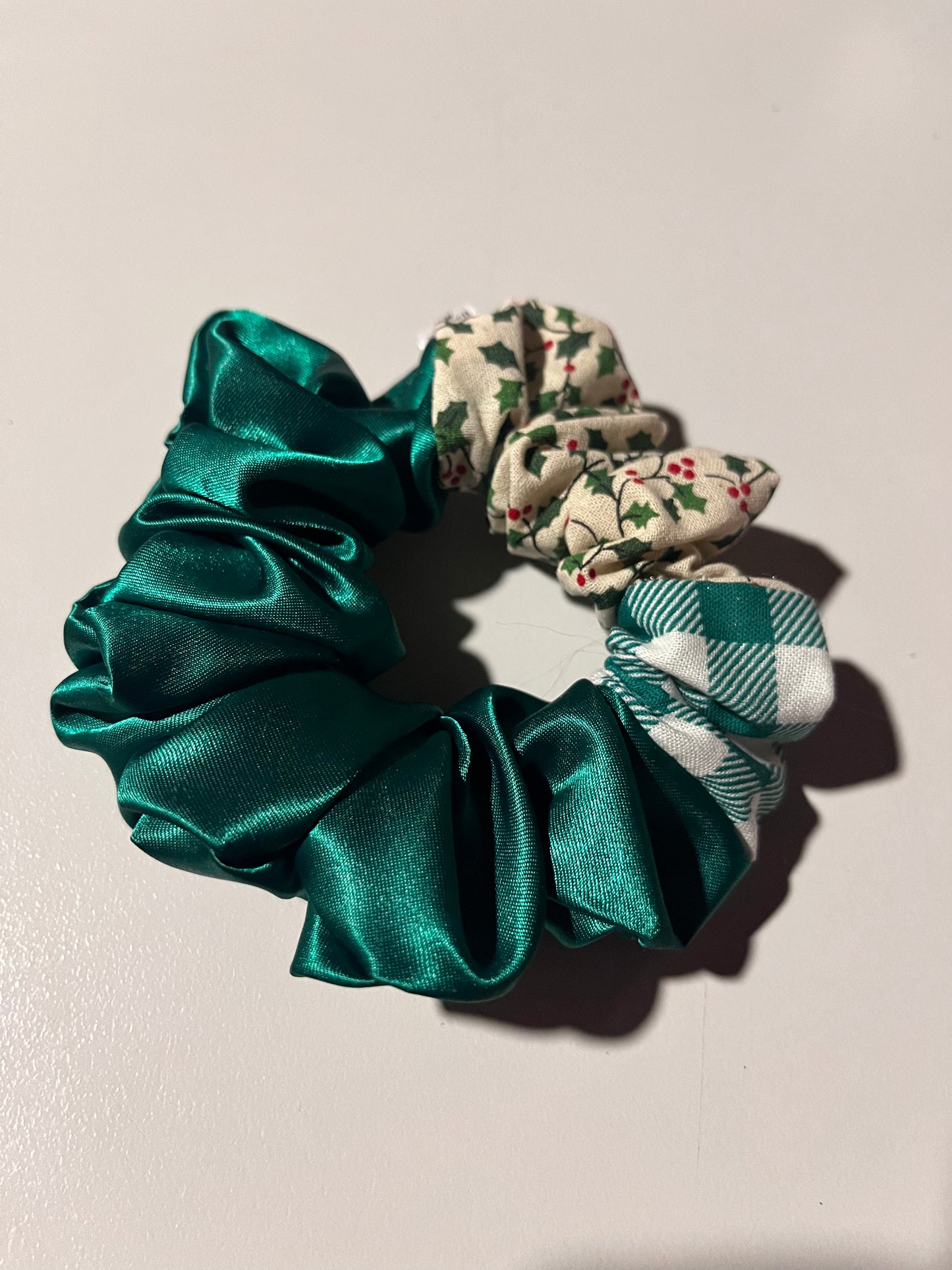 Mistletoe Gingham Luxe